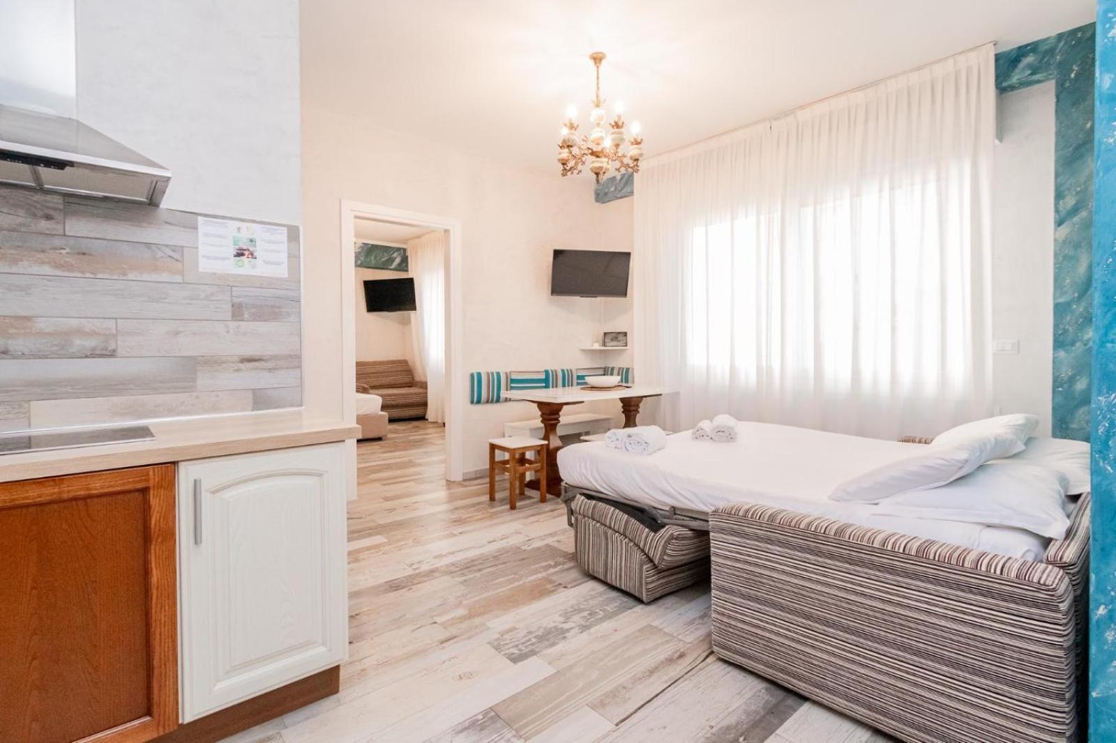 Suites Train Station Местре Екстериор снимка