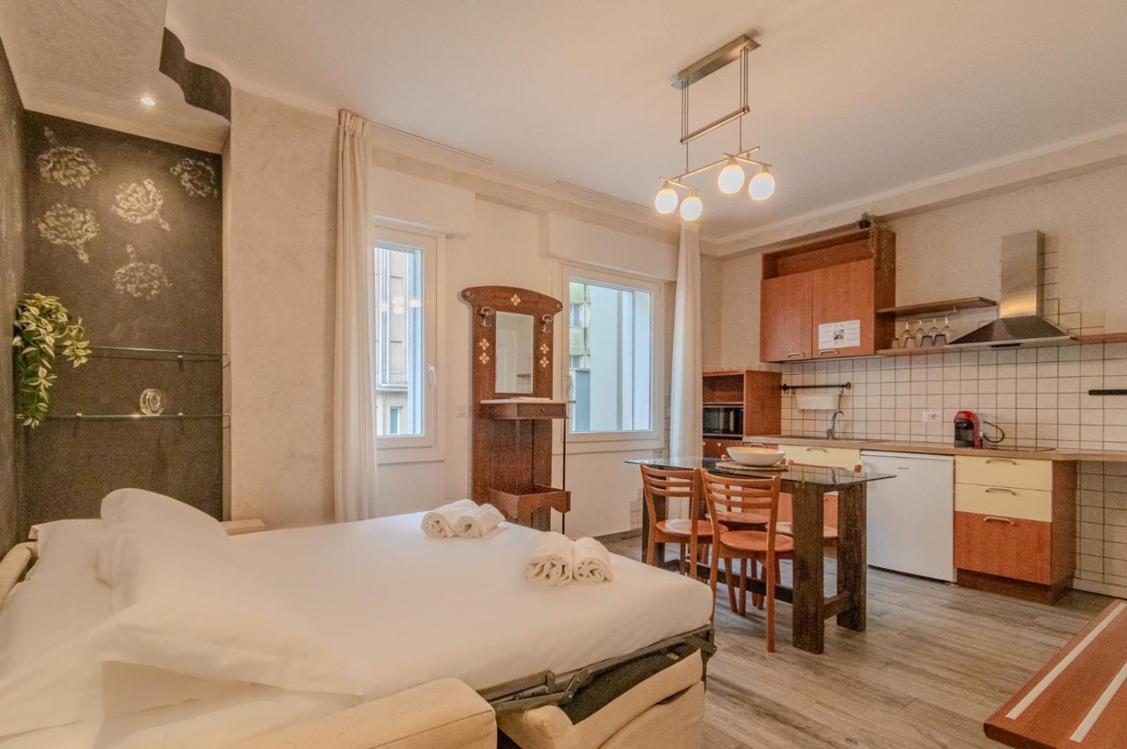 Suites Train Station Местре Екстериор снимка