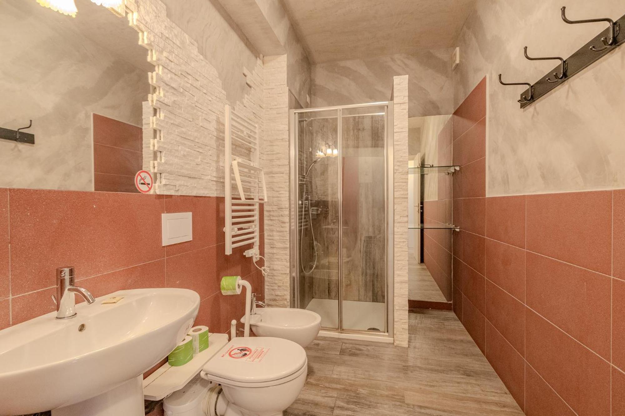 Suites Train Station Местре Екстериор снимка