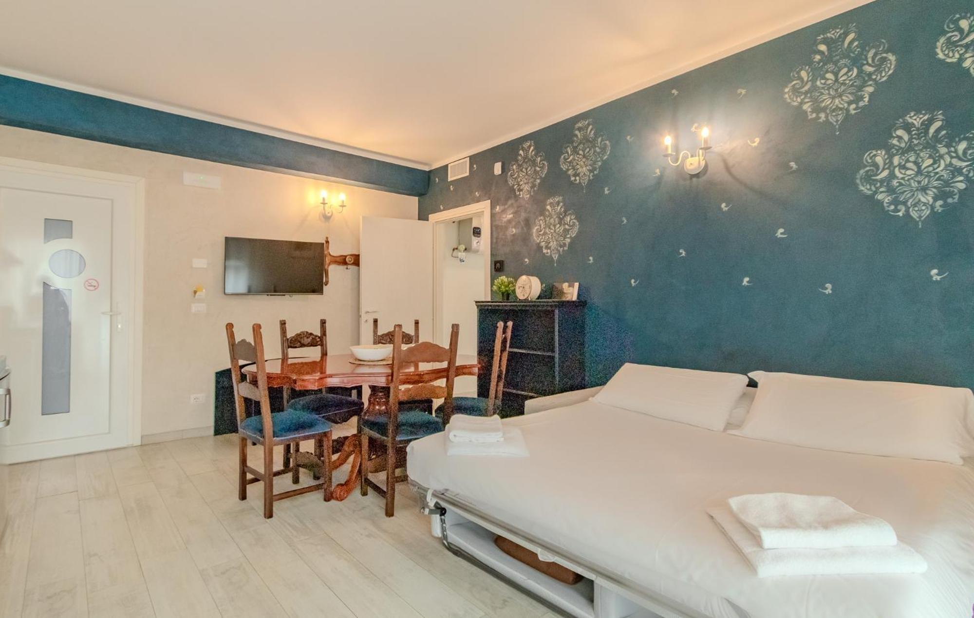 Suites Train Station Местре Екстериор снимка