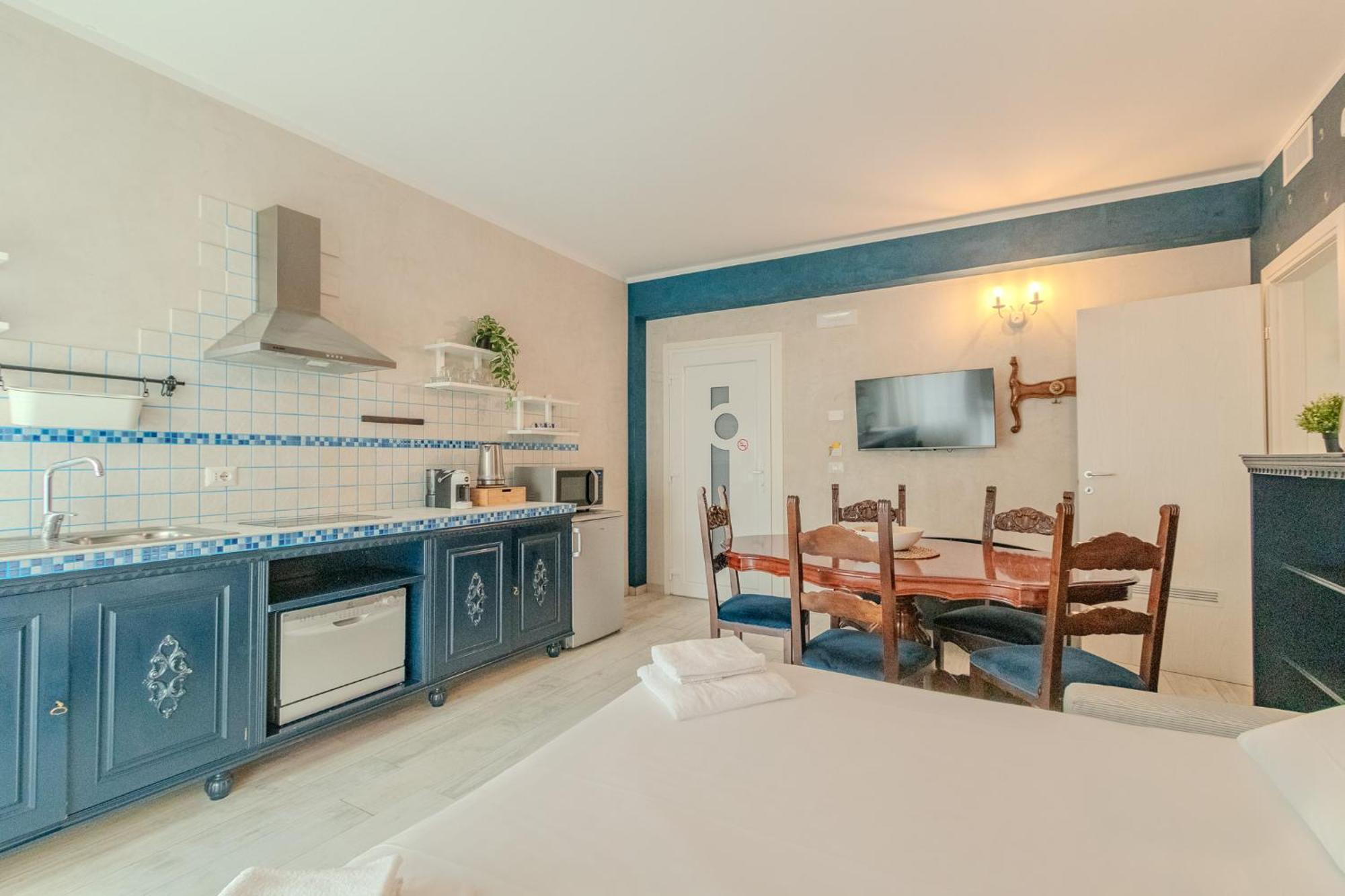 Suites Train Station Местре Екстериор снимка